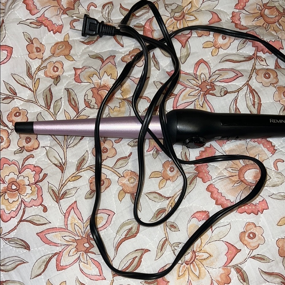 Remington Hair Styling Tool in Black